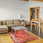 Alpengarten 7 דירה