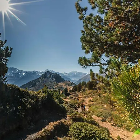 Alpengarten 7 *